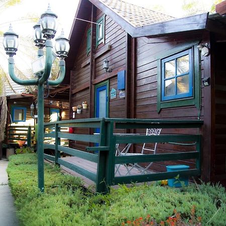 Family Cabin Menaẖemya Zewnętrze zdjęcie