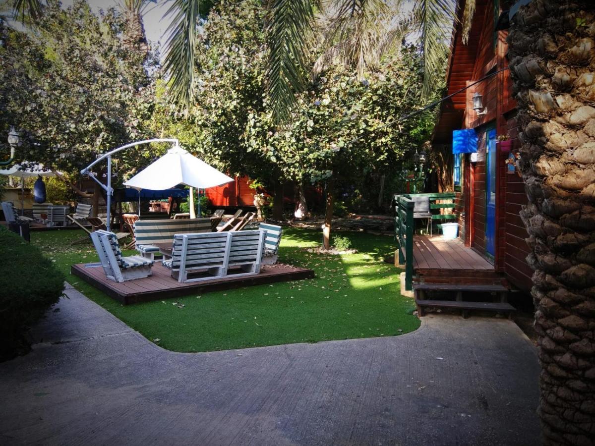 Family Cabin Menaẖemya Zewnętrze zdjęcie