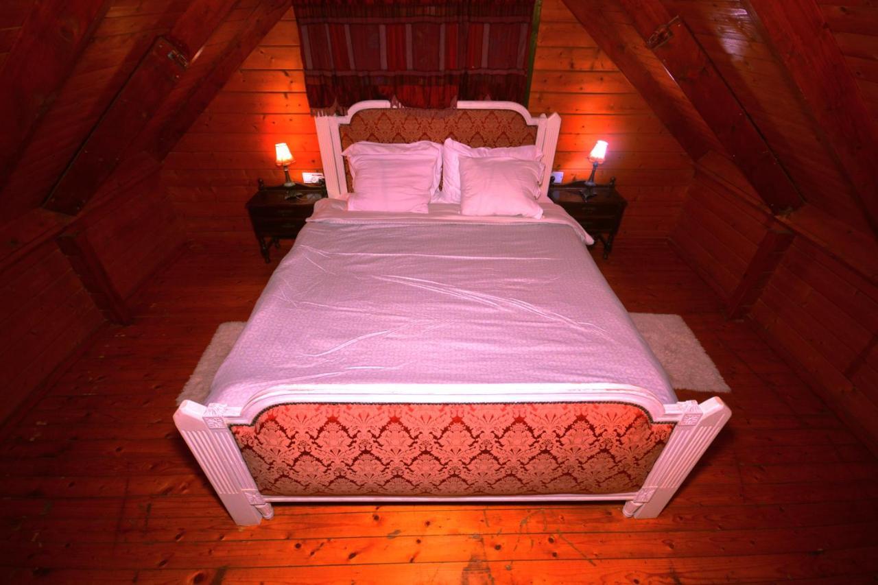 Family Cabin Menaẖemya Zewnętrze zdjęcie